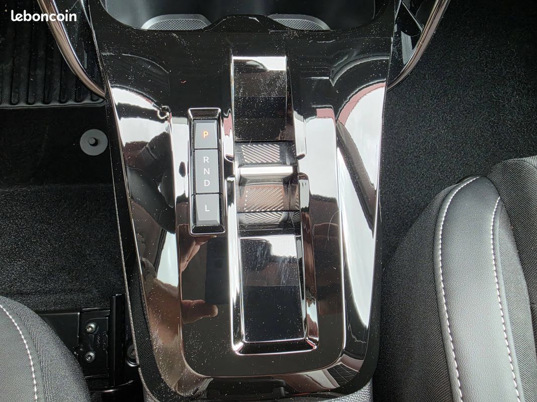 CITROEN C3 Hybride 110 ch Automatique Max (image 20)