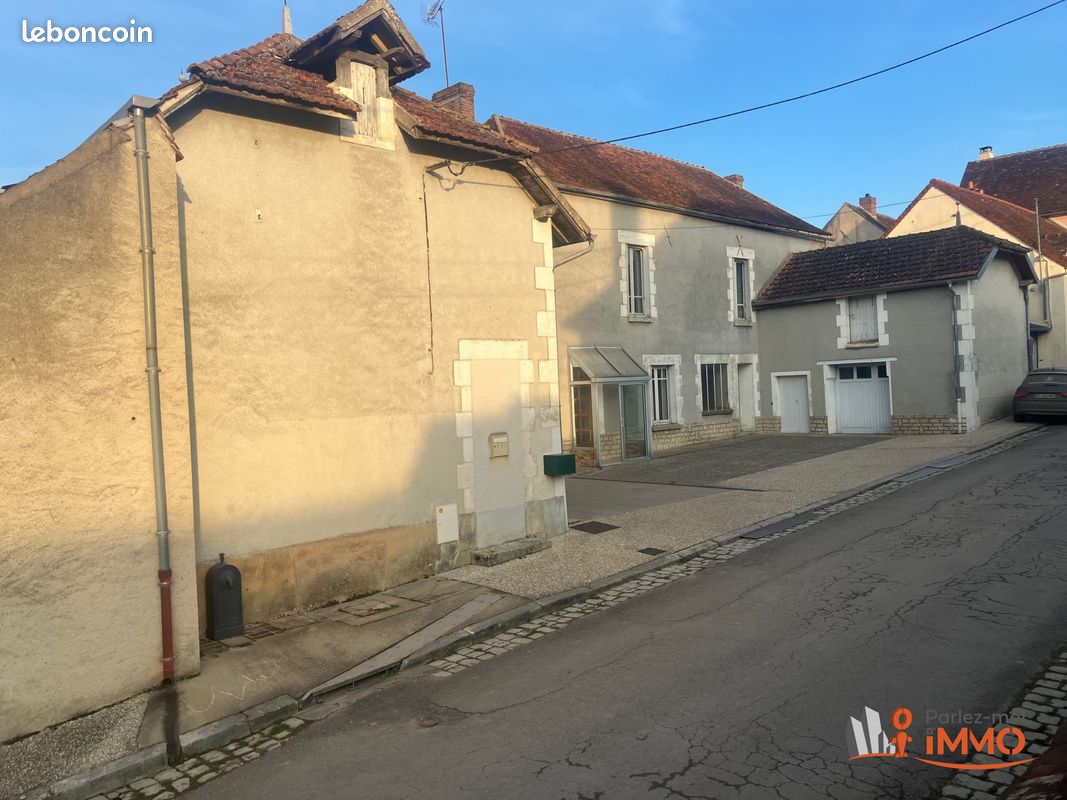Maison 7 pièces 140 m² · à Chablis · 140 m² · 158 000 €