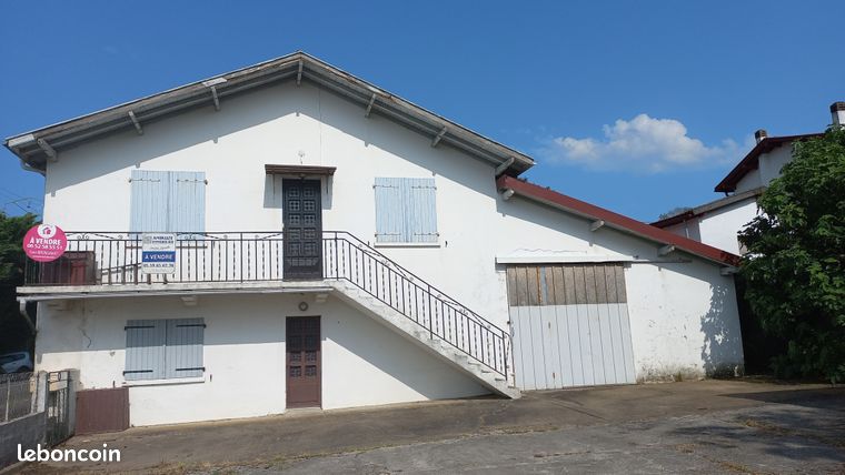 Maison 10 pièces 231 m²