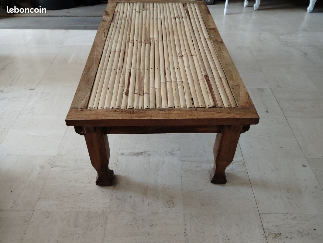 Table basse en bambou (image 1)
