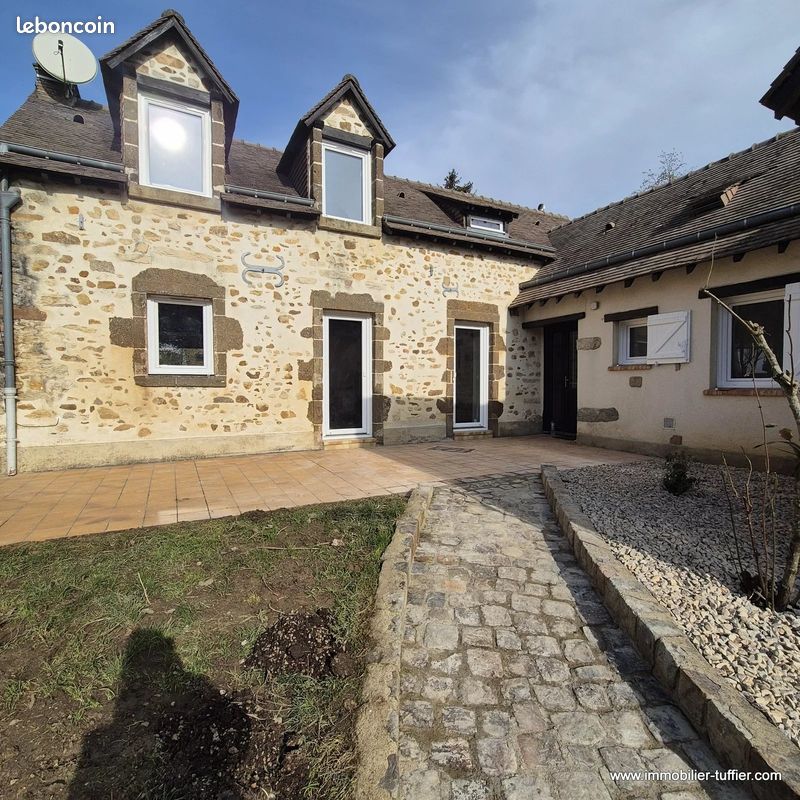 Maison 7 pièces 156 m² · à Yvré-l'Évêque · 156 m² · 374 400 €