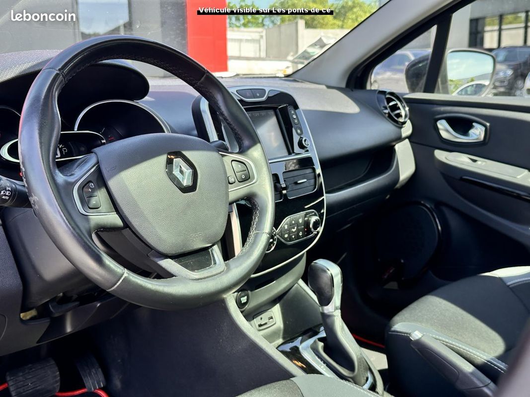 RENAULT CLIO Estate 120CH EDC Intens - Toit panoramique (image 9)