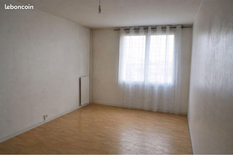 Appartement 3 pièces 65 m² · à Beauvais · 65 m² · 950 €