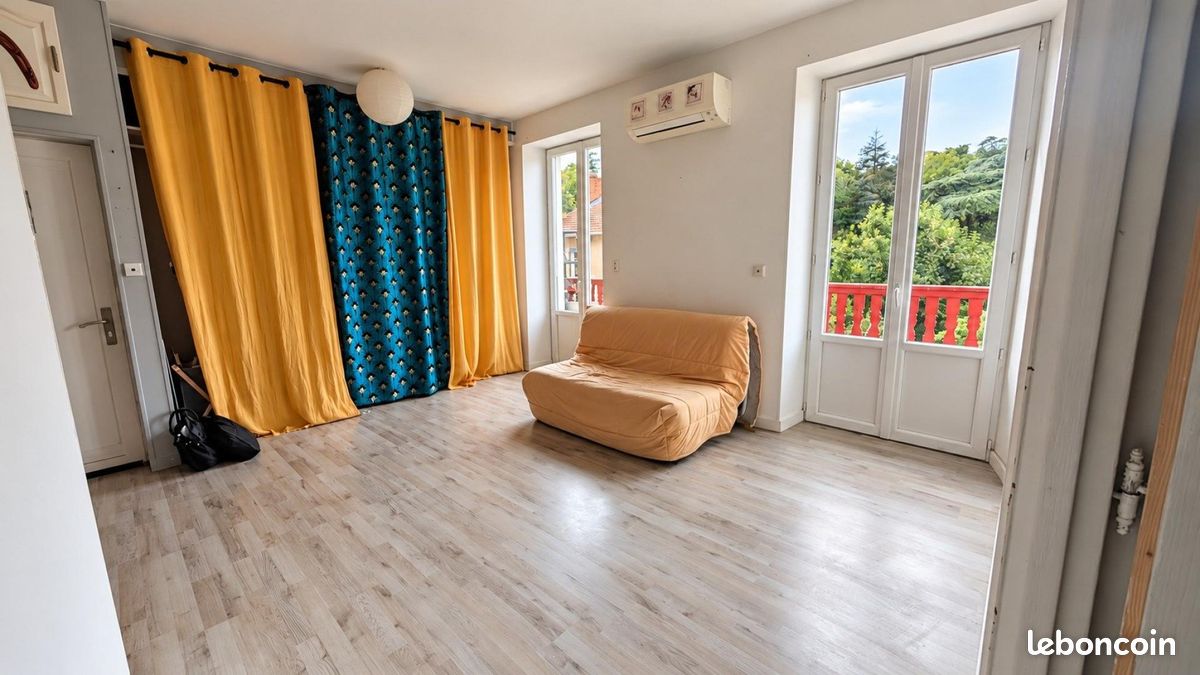Appartement 3 pièces 41 m² · à Charbonnières-les-Bains · 41 m² · 179 000 €