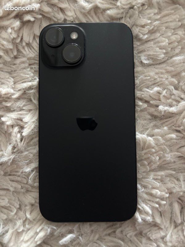 IPhone 15 excellent état (image 2)