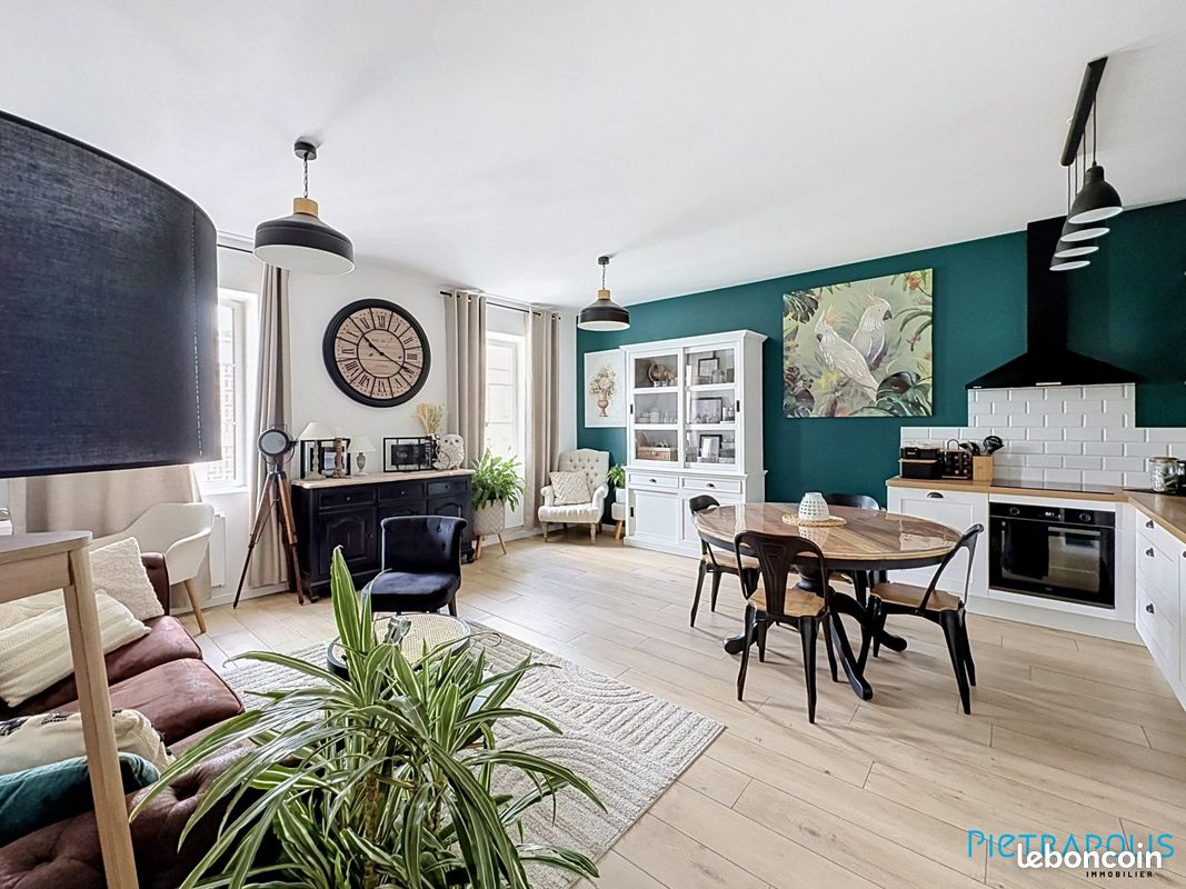 Appartement 4 pièces 80 m² · à Tarare · 80 m² · 170 000 €