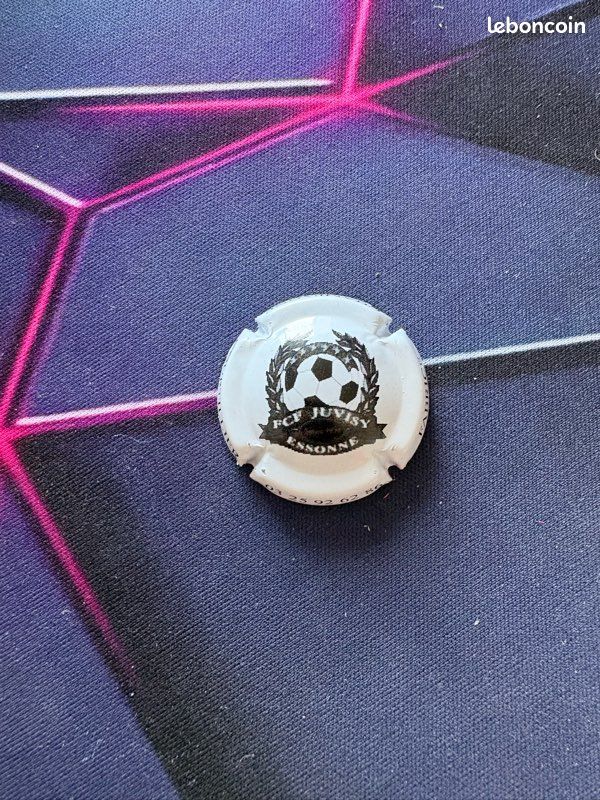 Capsule de champagne Fabrice courtillier (image 1)