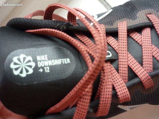 Baskets Nike pointure 41 - excellent état (image 6)