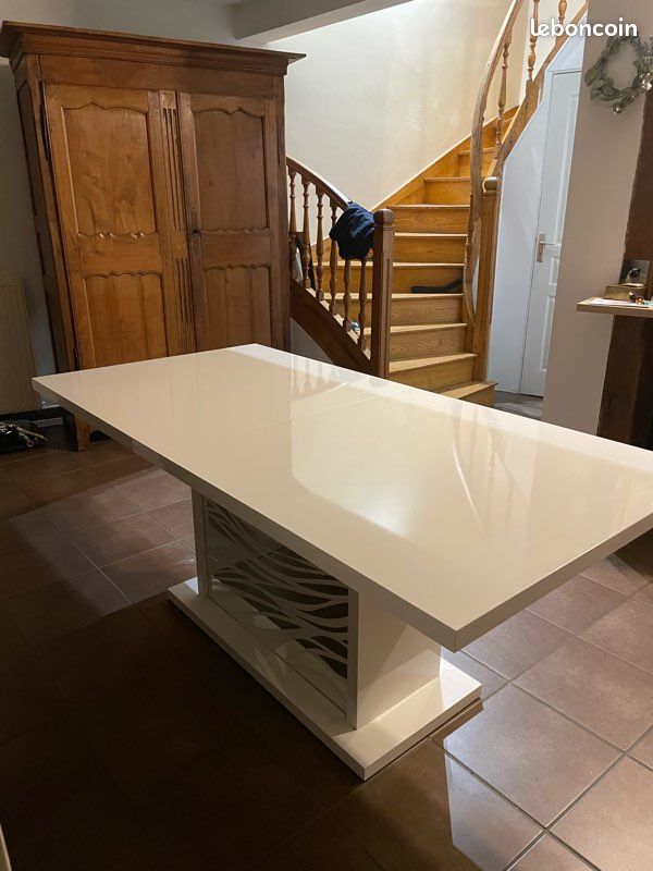 Table salle à manger (image 3)