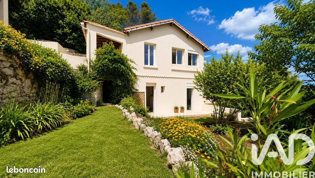 Maison 5 pièces 92 m² · à Alès · 92 m² · 239 000 €