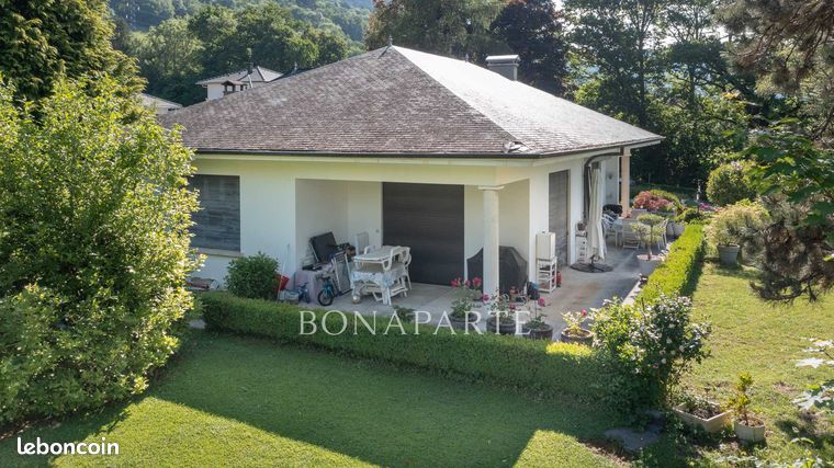 Propriété 6 pièces 227 m²