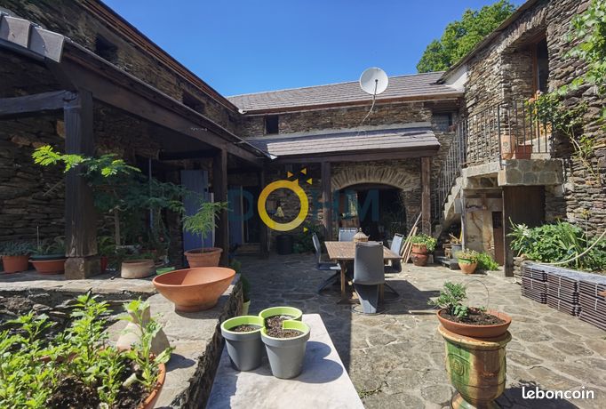 Mas 6 pièces 159 m²