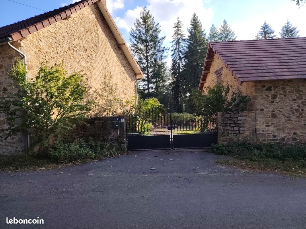 Maison 6 pièces 132 m² · à Bussière-Galant · 132 m² · 212 000 €