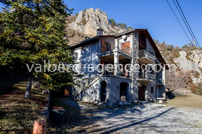 Annonce vente Maison péone