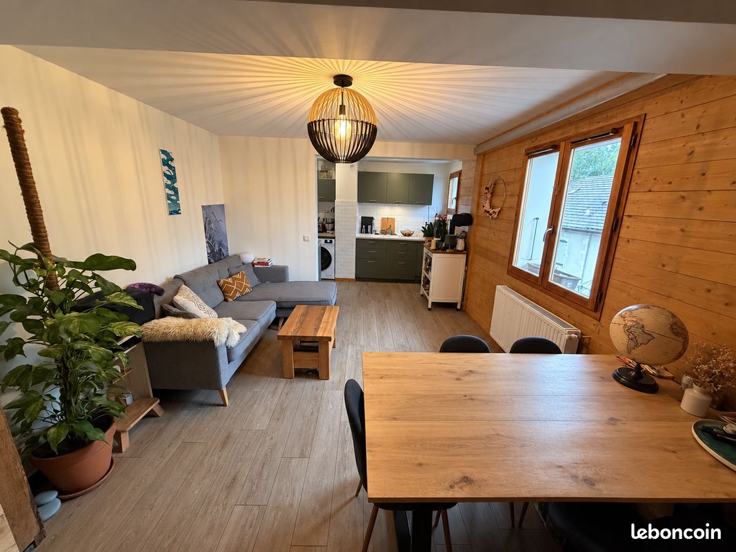 Appartement 2 pièces 46 m² · à Serraval · 46 m² · 900 €/mois