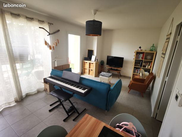 Appartement grand T2 46m² Chassieu