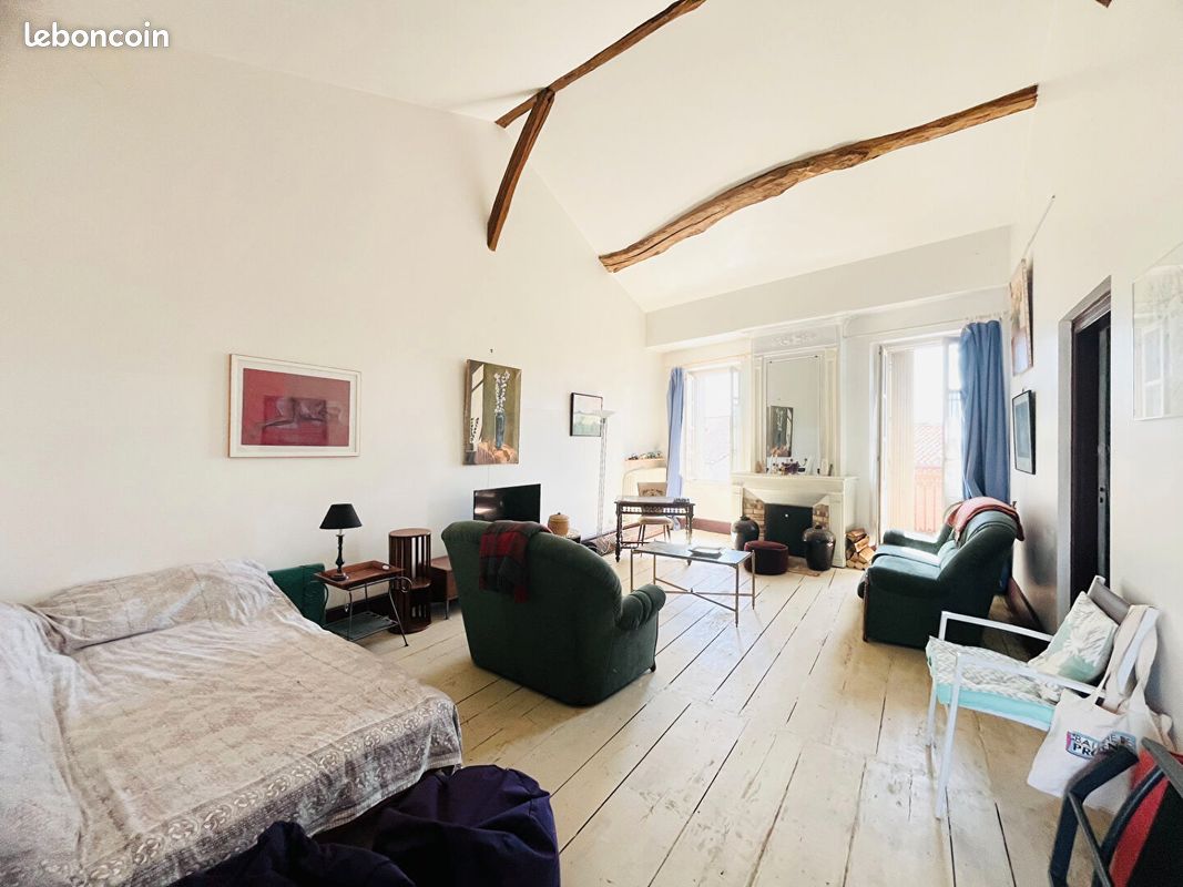 Maison 8 pièces 244 m² · à Villeneuve-sur-Lot · 244 m² · 199 000 €