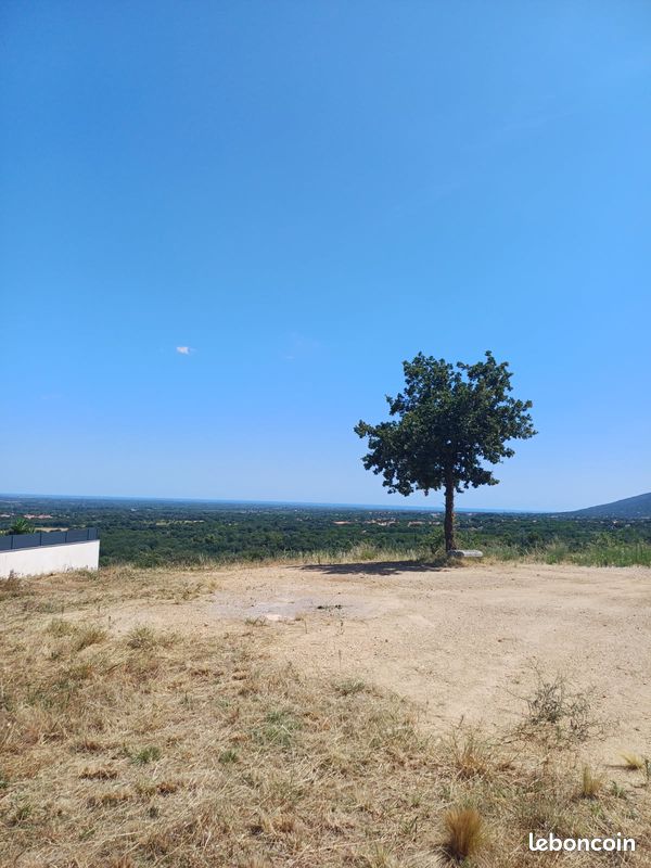 Terrain à bâtir · à Villelongue-Dels-Monts · 288 000 €