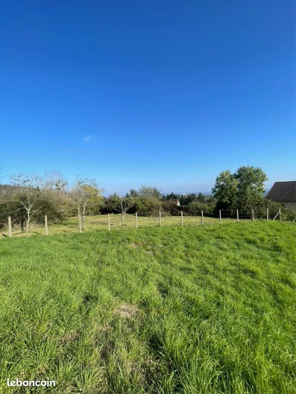 Parcelle de terrain à Montcenis · 60 000 €