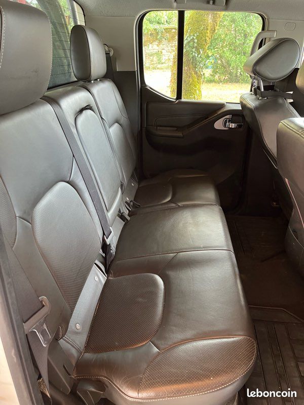 Navara dual cab D40 (image 8)