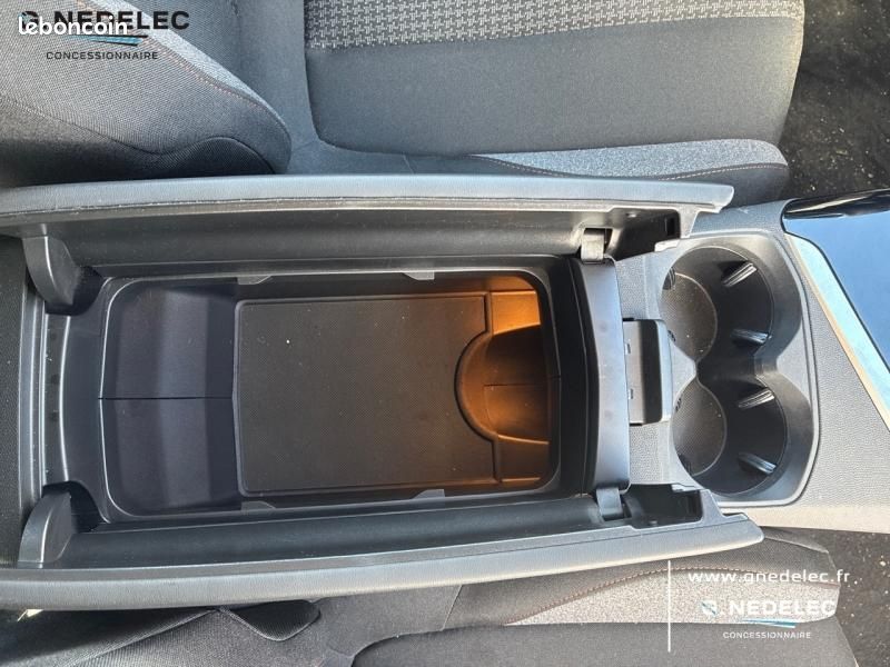 Peugeot 5008 1.5 BlueHDi 130ch S&S Active Pack EAT8 (image 18)