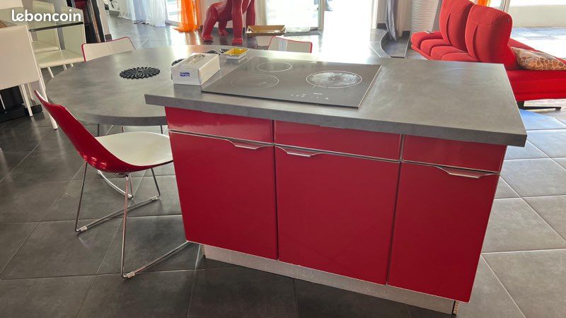 Cuisine équipée Arthur Bonnet laquée rouge brillant/plateau gris marbré (image 4)