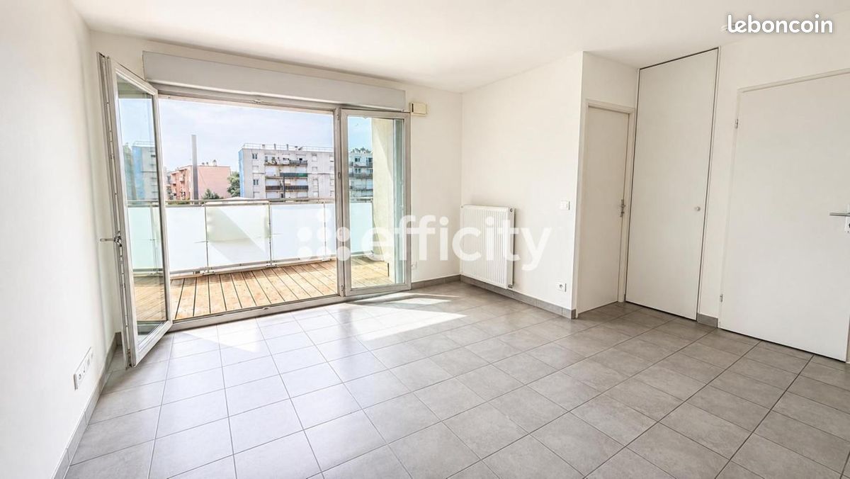 Appartement 2 pièces 38 m² · à Vénissieux · 38 m² · 129 900 €