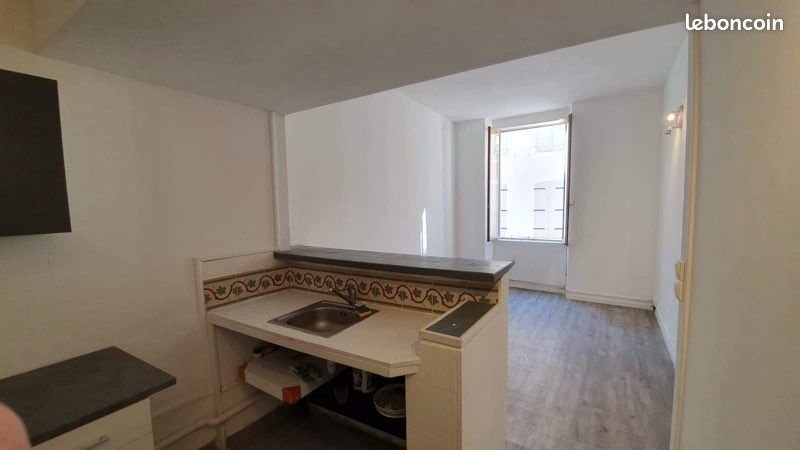 Appartement 2 pièces 31 m² · à Montélimar · 31 m² · 400 €