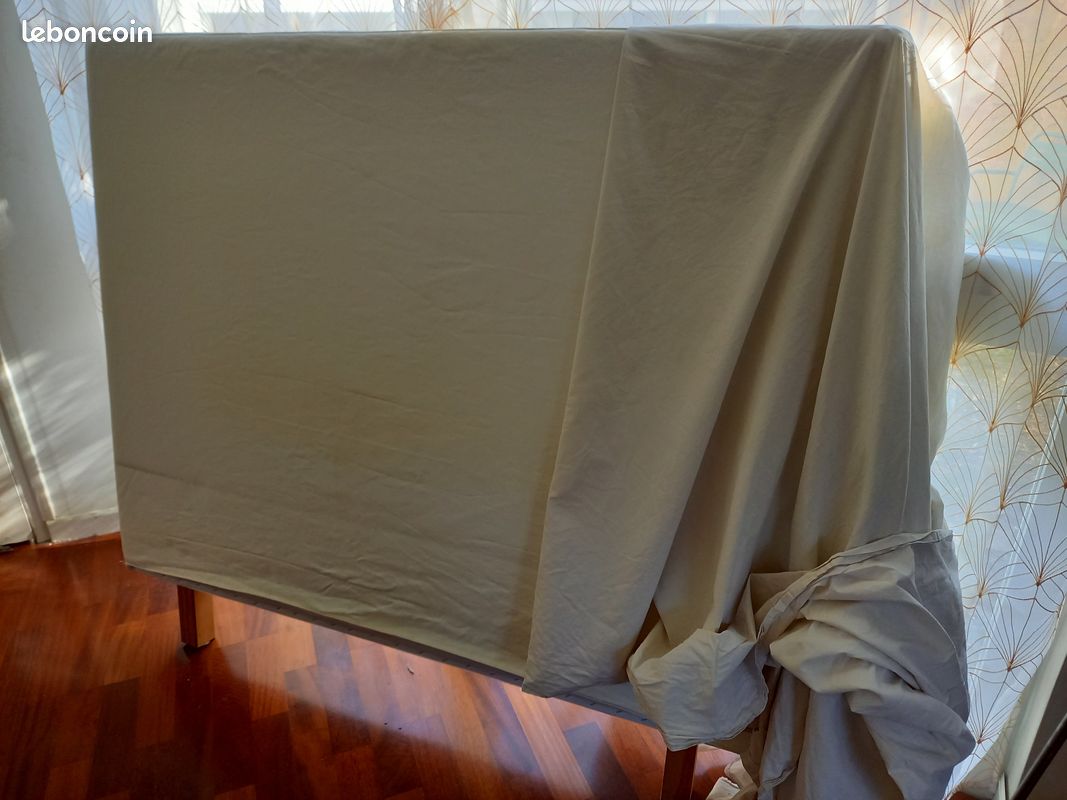 Tête de lit (image 1)