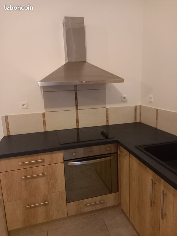 Appartement 1 pièce 48 m² · à Aubenas · 48 m² · 530 €/mois