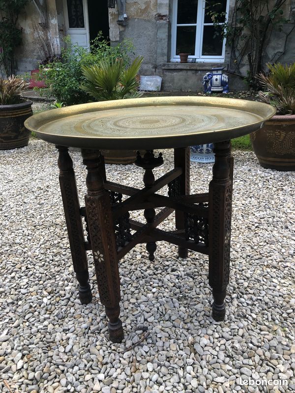 Table pliante et plateau cuivre (image 1)