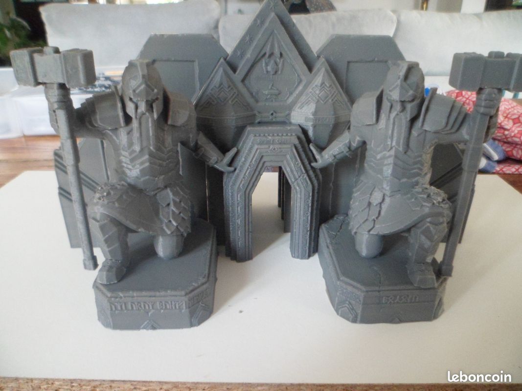 Décor Warhammer 40K D'occasion, Parfait Pour Figurines, état Comme Sur Les Photos