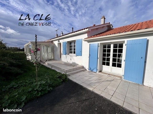 Maison 6 pièces 116 m² · à Saint-Martin-de-Fraigneau · 116 m² · 147 000 €