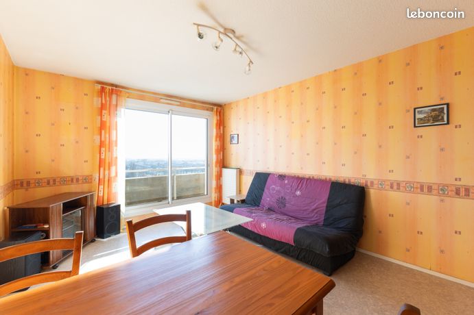 Appartement trois pièces à Clermont-Ferrand, Croix de Neyrat