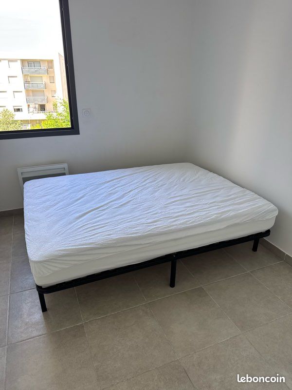 Matelas ressorts 140x190 neuf + sommier (image 2)