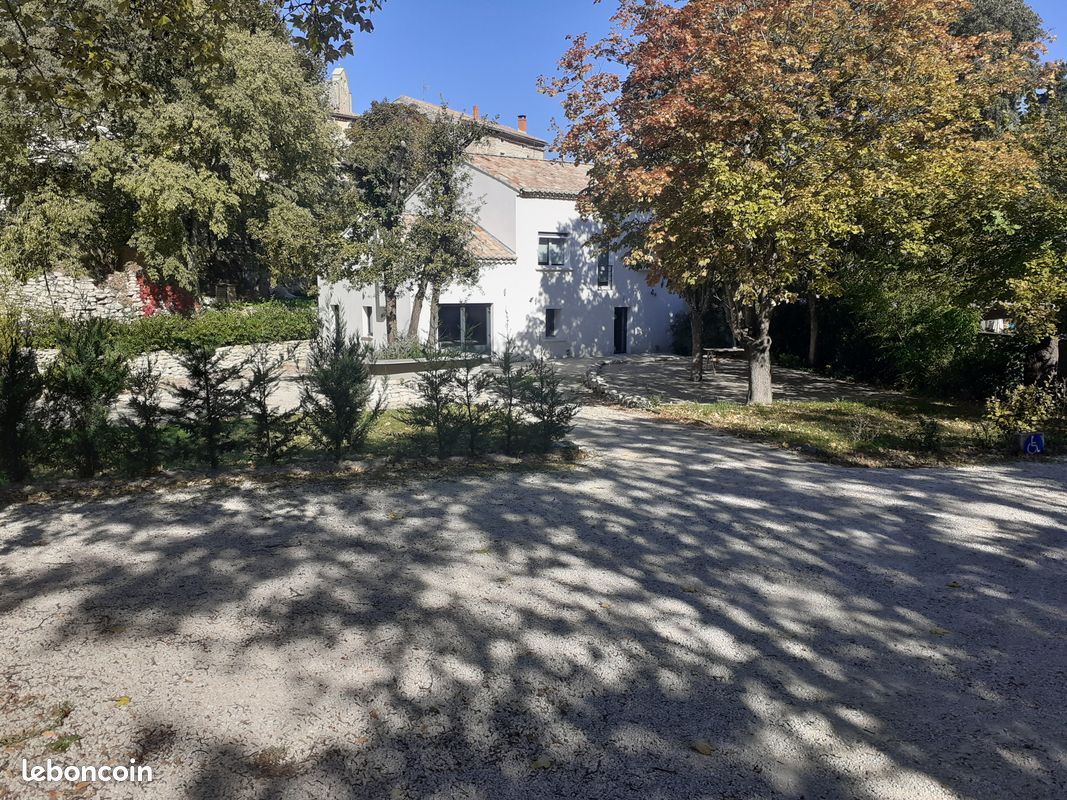 Maison 6 pièces 150 m² · à Saint-Restitut · 150 m² · 410 000 €