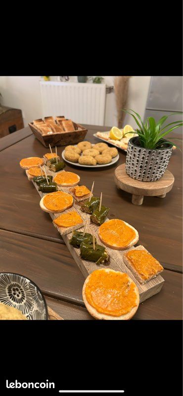 Table (image 1)