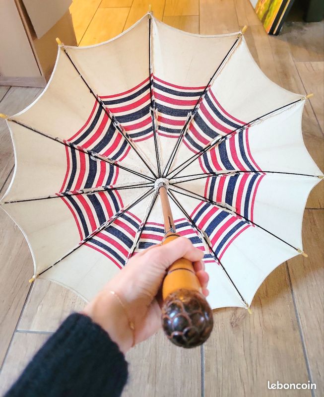 Grand parapluie ancien manche en bois tête de canard (Gebraucht) in