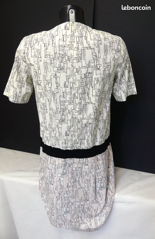 Belle Robe COS, blanche et rose, T 38, TBE Vêtements