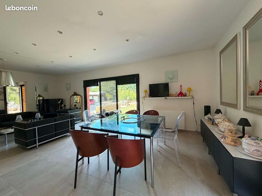 Villa 3 pièces 130 m² (image 10)