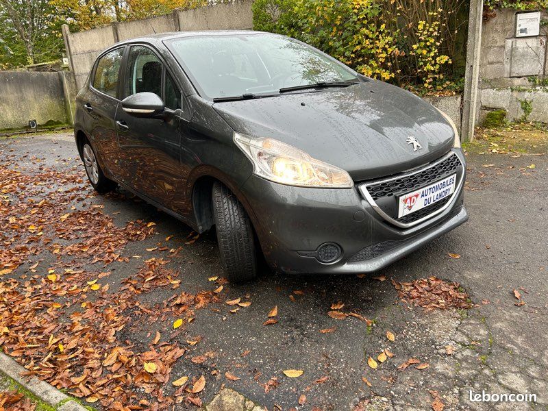 Peugeot 208 hdi 139900 km 1.4hdi toute options (image 2)