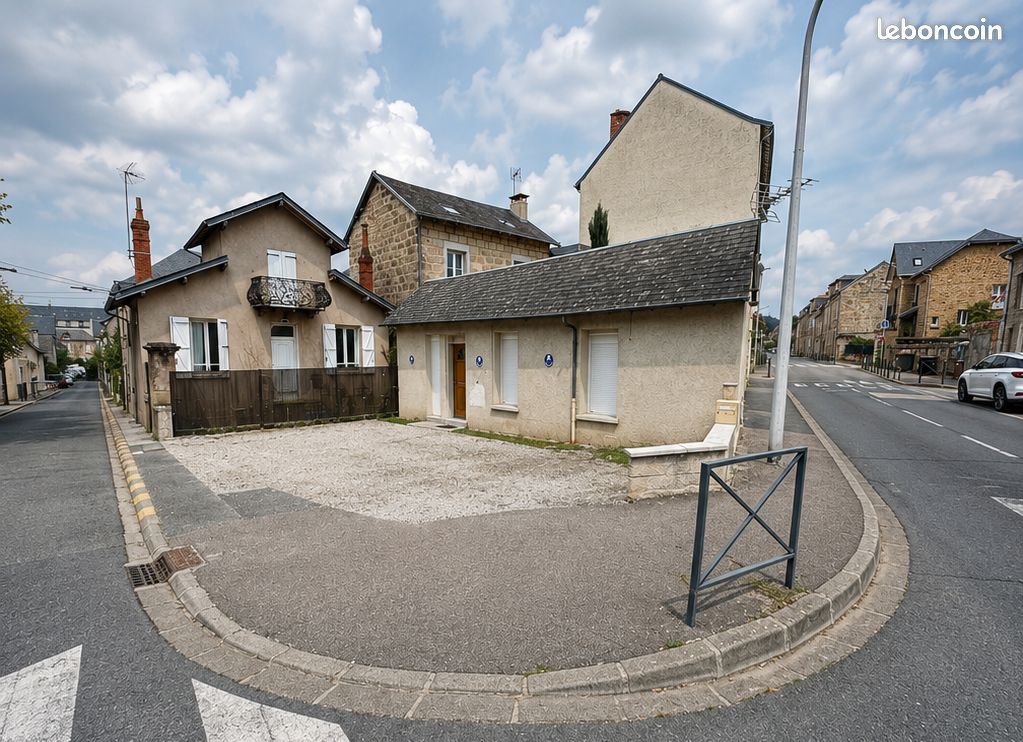 Parking 24 m² · à Brive-la-Gaillarde · 24 m² · 80 000 €