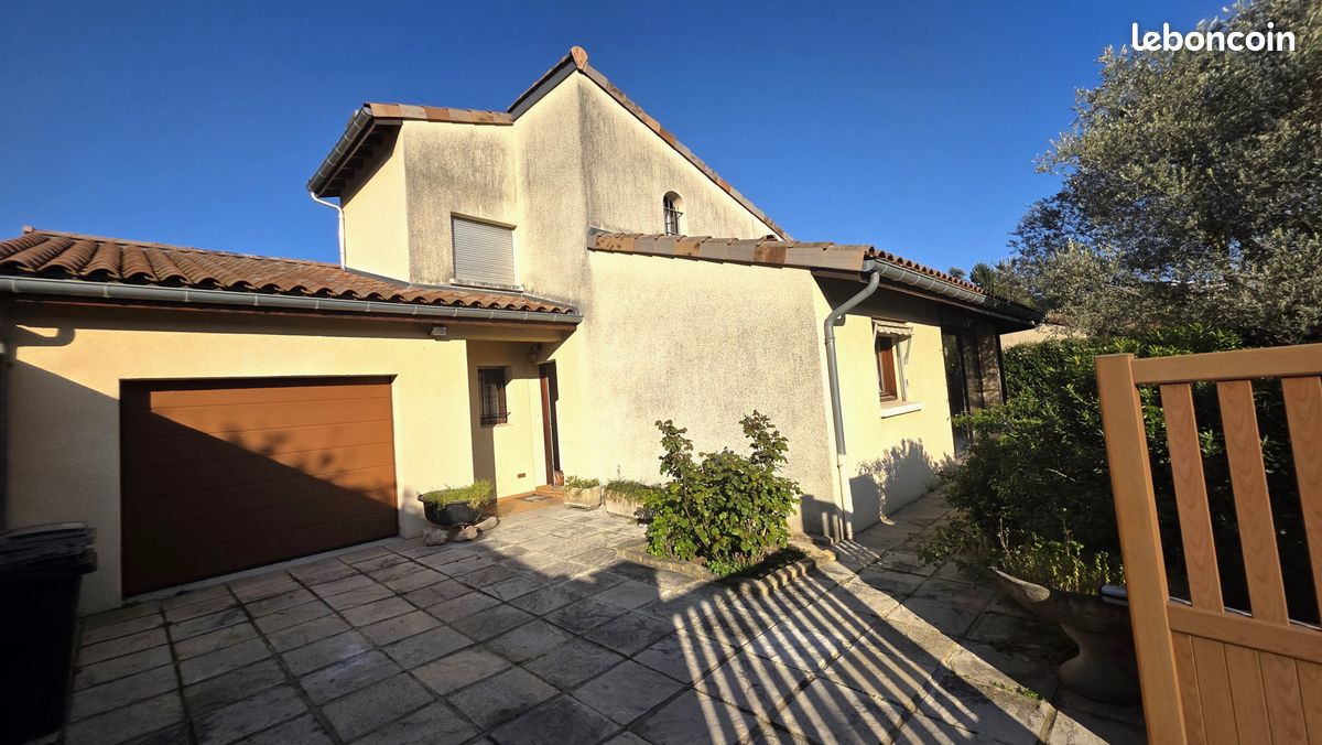 Maison 4 pièces 96 m² · à Valence · 96 m² · 829 €/mois