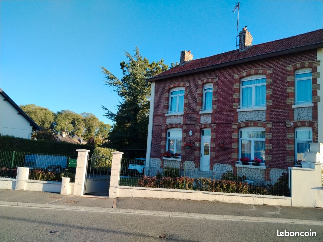 Maison 6 pièces 160 m² · à Fayet · 160 m² · 315 000 €