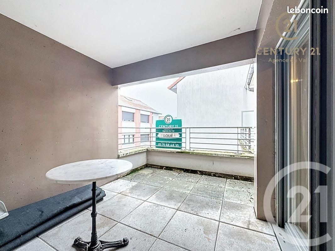 Appartement a louer champs-sur-marne - 4 pièce(s) - 96 m2 - Surfyn