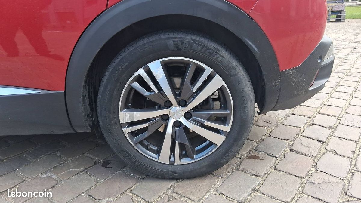 Peugeot 3008 1.6 THP 180 Hybrid e-EAT8 Allure Pack (image 19)