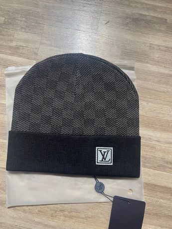 En laine chapeau / bonnet Louis Vuitton Noir taille S