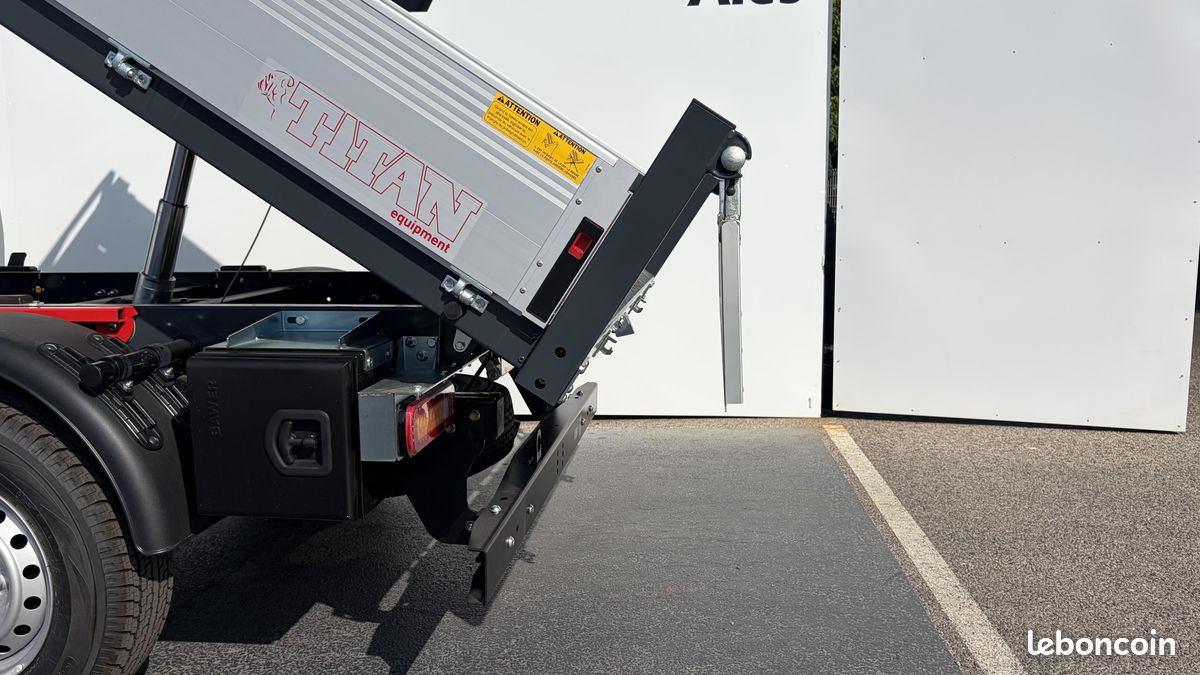 Isuzu d-max single cabine m/t b-strong (image 12)