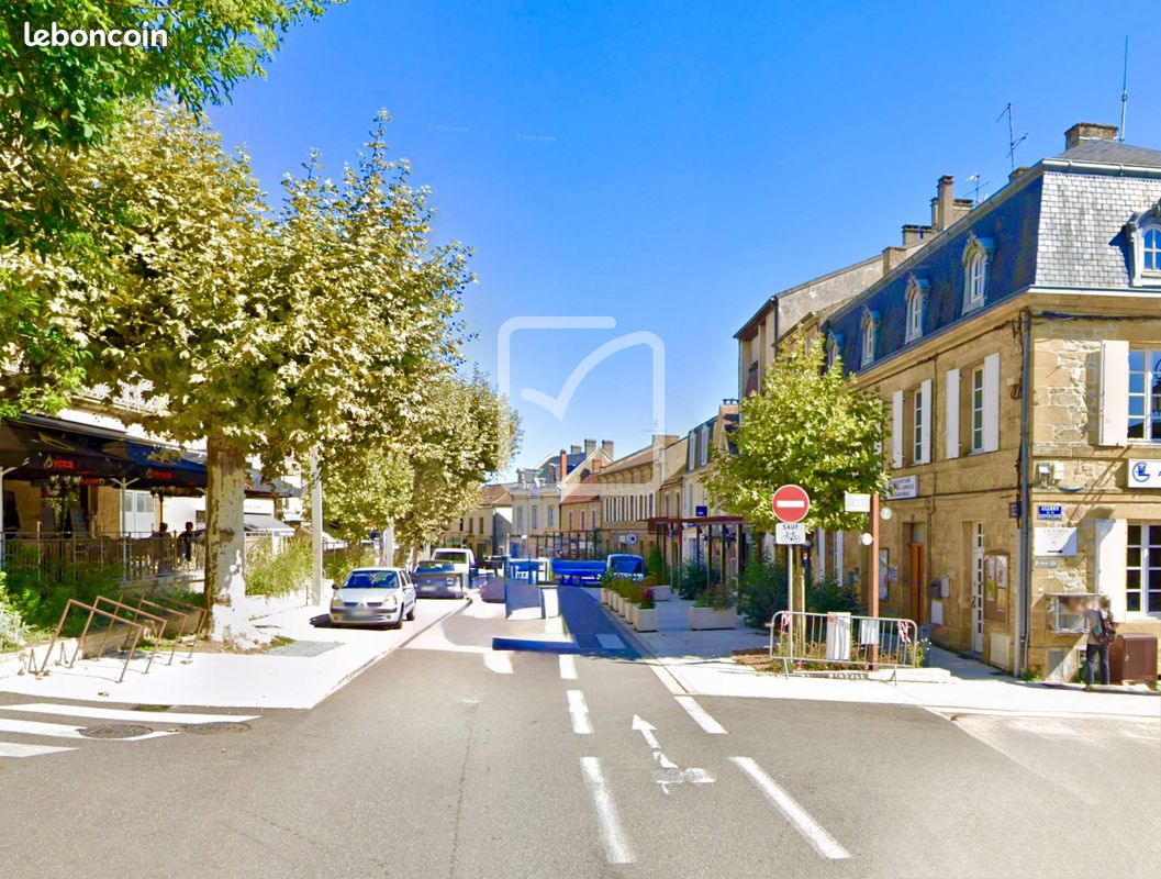 Maison 7 pièces 316 m² · à Gourdon · 316 m² · 198 000 €