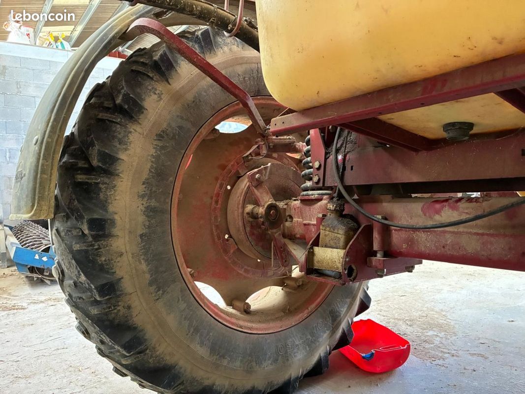 Hardi COMMANDER 2800 (image 8)